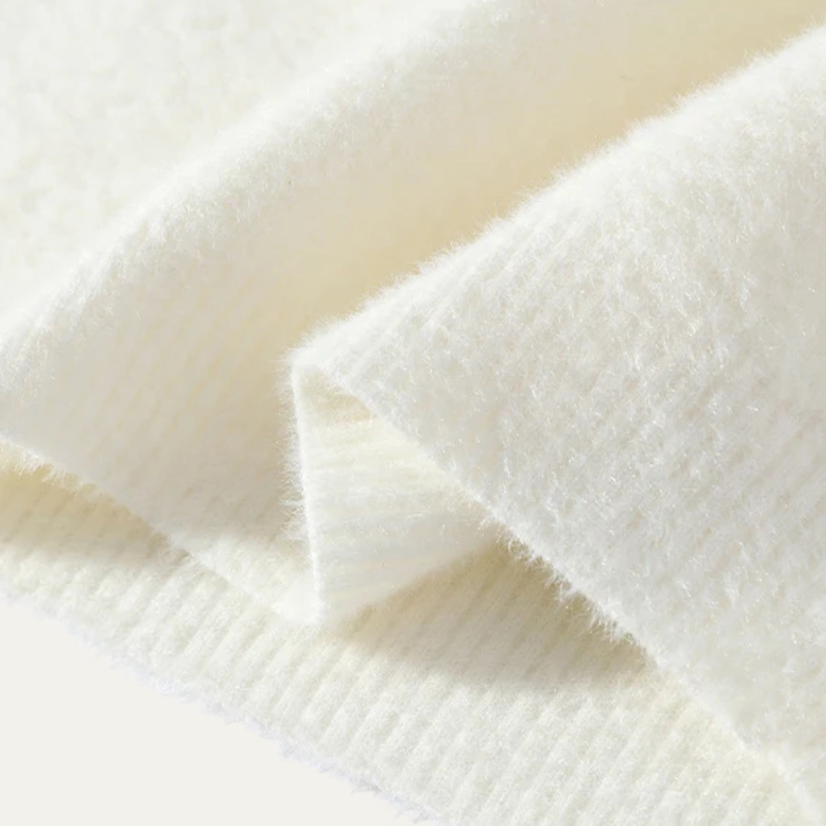 The Carloforte Men’s Warm Winter Pattern Cashmere Sweater – White