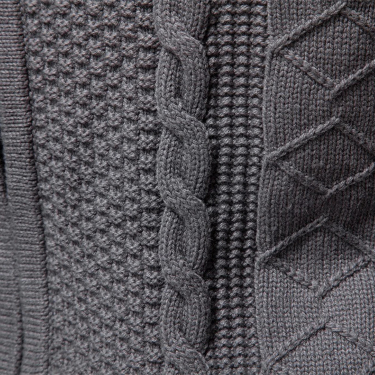 The Bolsena Men’s Slim Fit Cable Knit Zip Cardigan