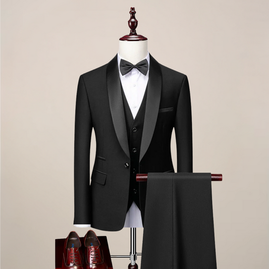 Men's Three-Piece Dinner Suit - Slim Fit & Stylish Lapels
