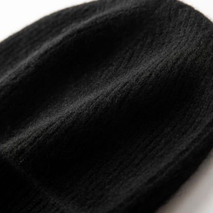 The Rockford Men's Soft Ribbed Knit Cashmere Beanie