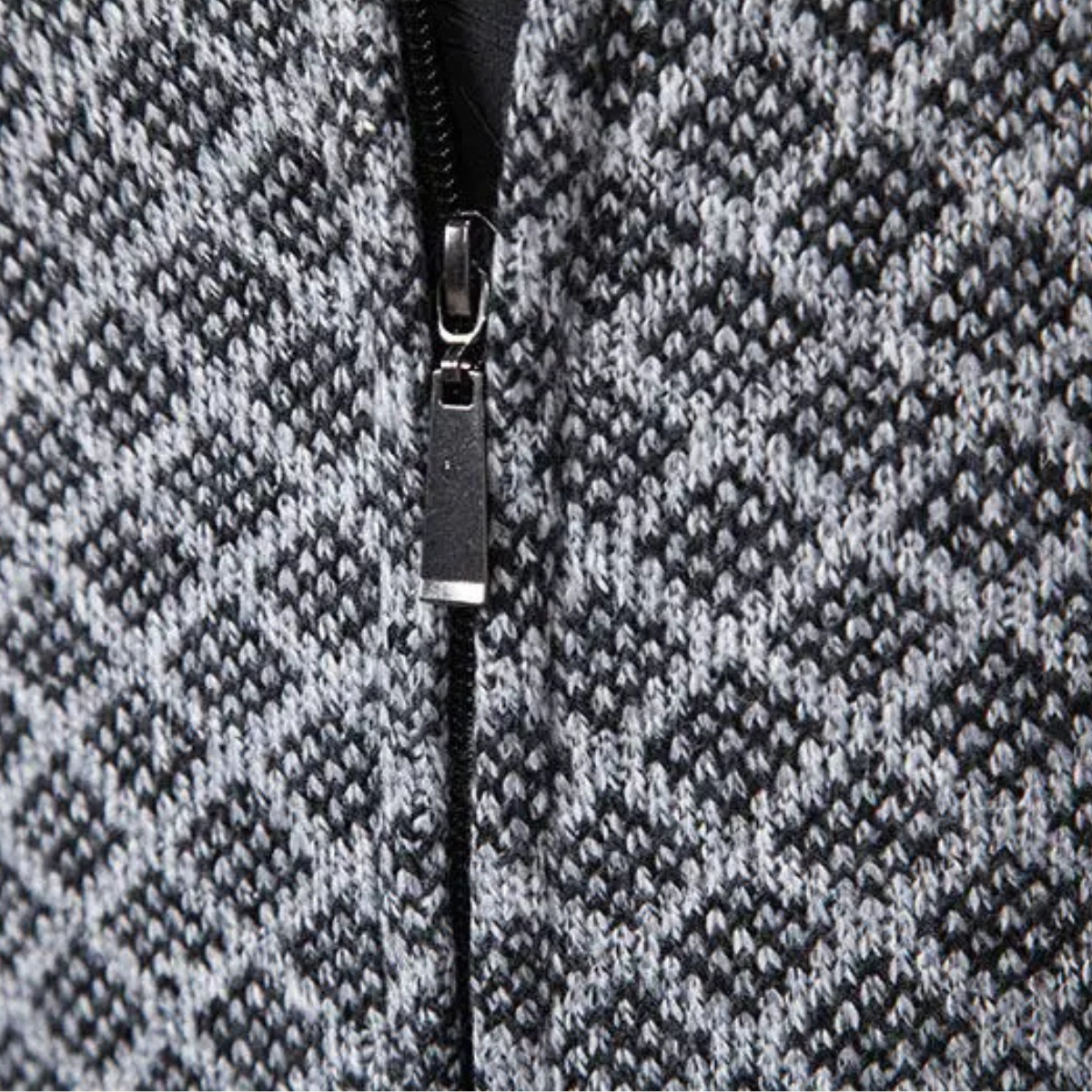 The Bibbona Men’s Knitted Diamond Pattern Zip Up Cardigan