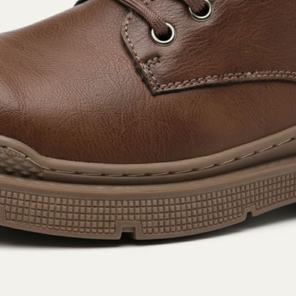 The Silverfield Men’s Classic Lace Up Leather Ankle Snow Boots