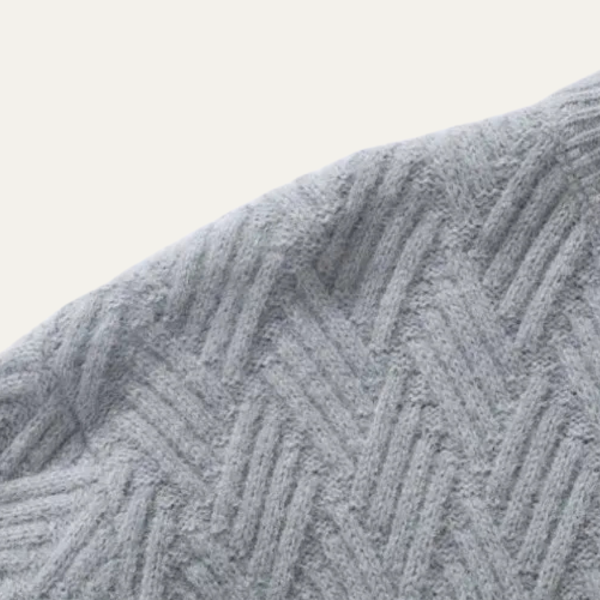 The Buonconvento Men’s Cashmere O Neck Warm Knitted Sweater