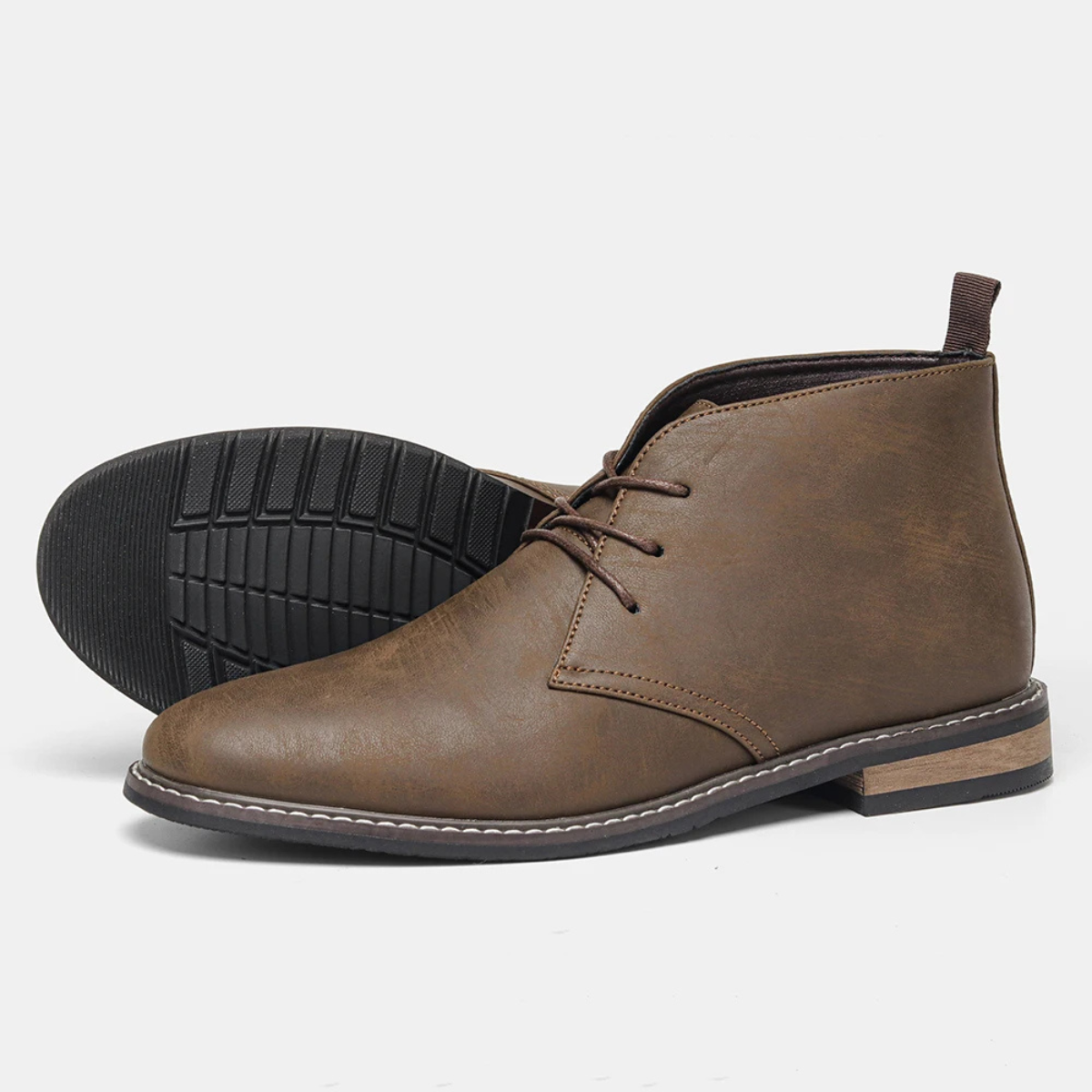 The Toscana Men’s Retro Leather Lace Up Ankle Chukka Boots