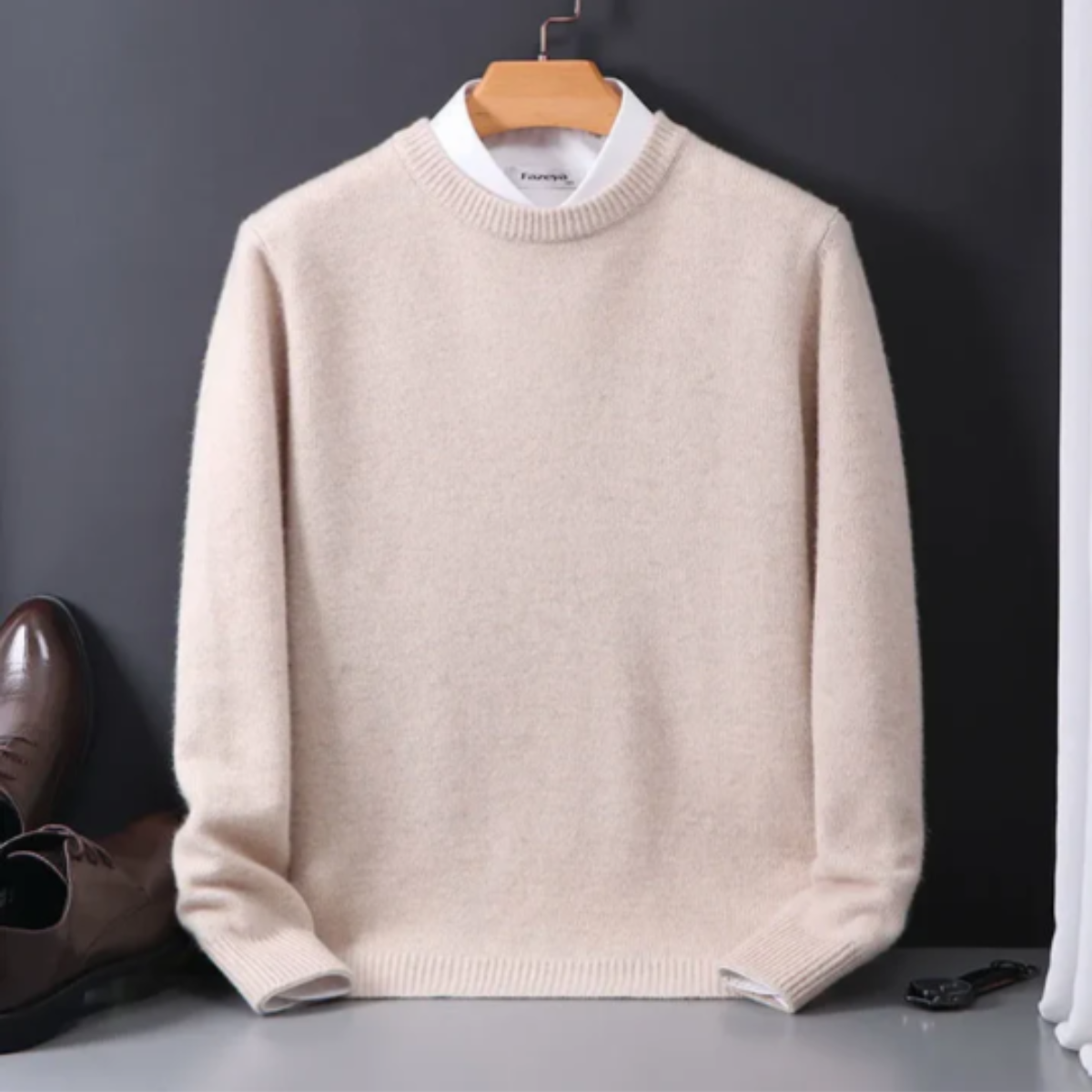 The Prescott Men’s Classic Cashmere Crew Neck Sweater