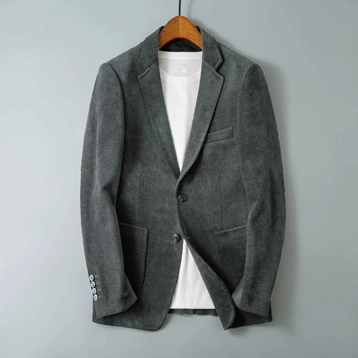 The Anzio Men’s Classic Single Breasted Wool Blend Tweed Blazer