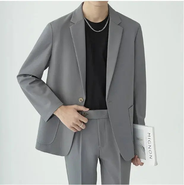 Men's Modern Minimalist Two-Piece Suit - Sophisticated Style for Formal Events