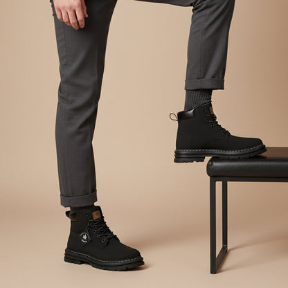 The Silverlake Men’s Cozy Fur Lined Insulated Snow Boots